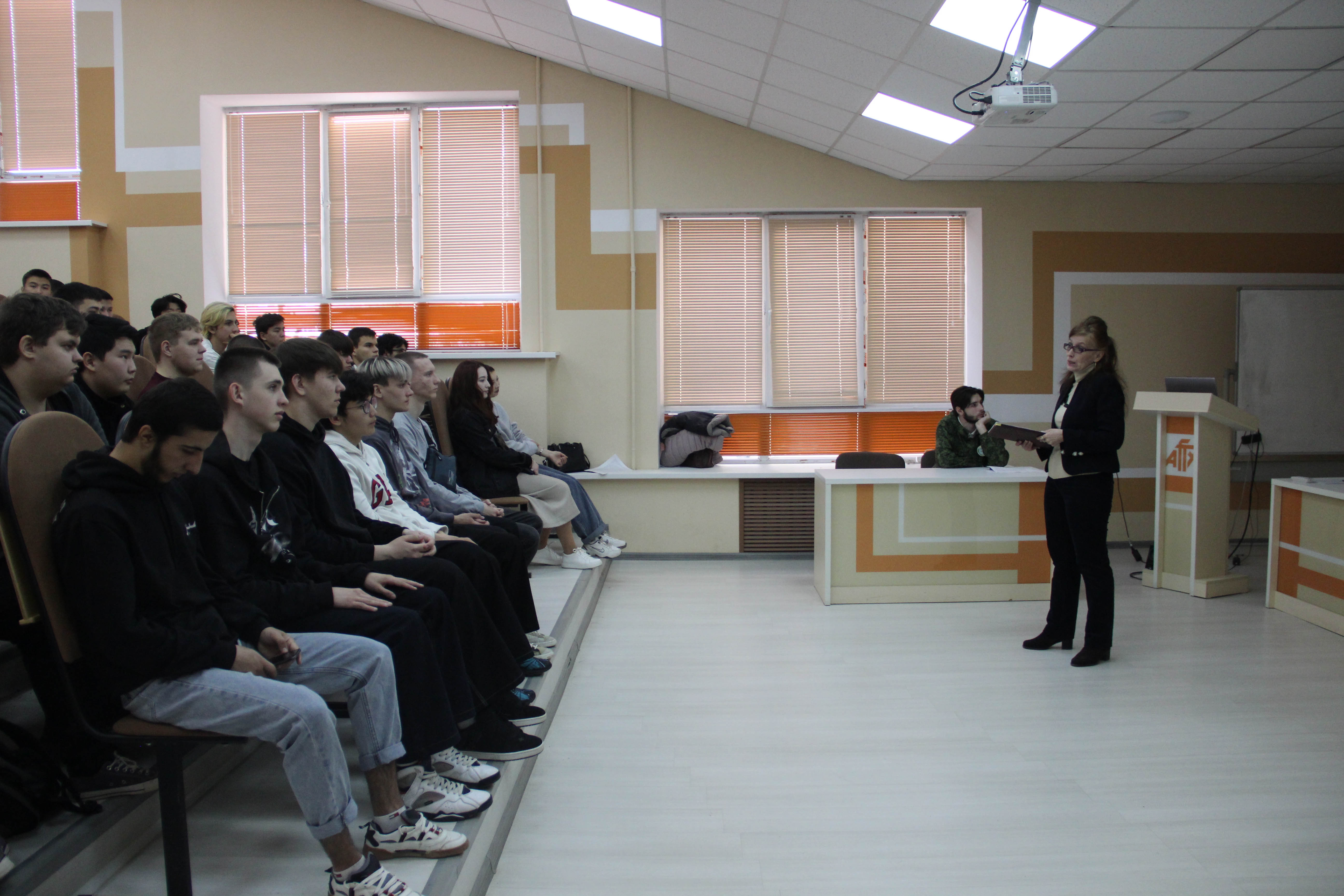 В Астраханском государственном техническом университете прошел урок памяти: «СТРАНИЦЫ ИСТОРИИ. ВЕЛИКАЯ ОТЕЧЕСТВЕННАЯ ВОЙНА»